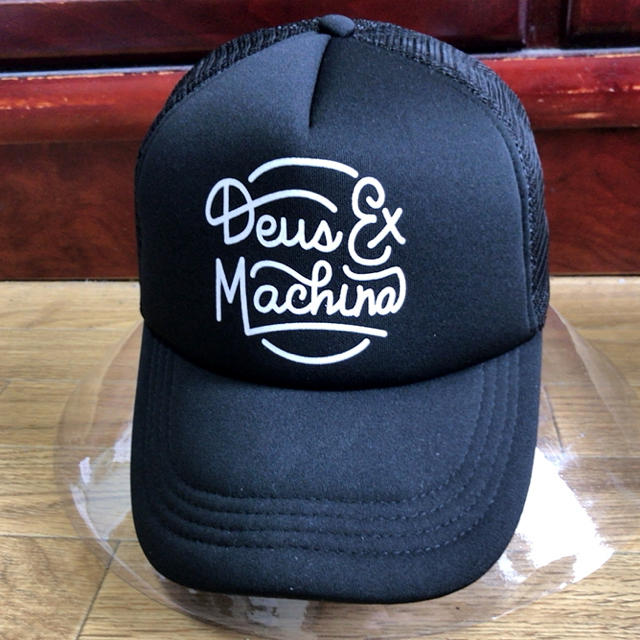 Deus ex Machina(デウスエクスマキナ)の特大セール 1500円 送料無料 新品 deus デウス cap キャップ レディースの帽子(キャップ)の商品写真