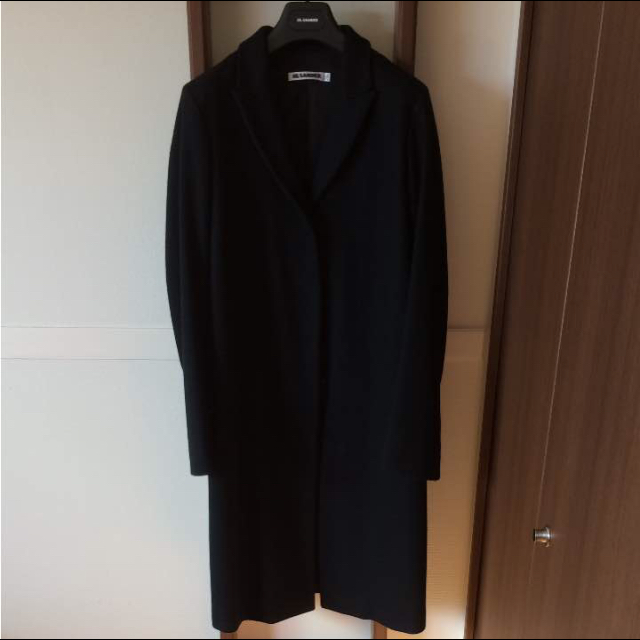 Jil Sander(ジルサンダー)のakechan様用 ジルサンダー チェスターコート 黒 レディースのジャケット/アウター(チェスターコート)の商品写真