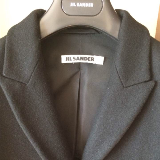 Jil Sander(ジルサンダー)のakechan様用 ジルサンダー チェスターコート 黒 レディースのジャケット/アウター(チェスターコート)の商品写真