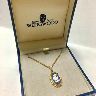 ウェッジウッド(WEDGWOOD)の美品♡ウェッジウッド ヴィンテージジュエリーコレクション 花柄 ゴールド×ブルー(ネックレス)