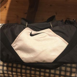 ナイキ(NIKE)のナイキボストンバック☆たつぼう様専用☆(ボストンバッグ)