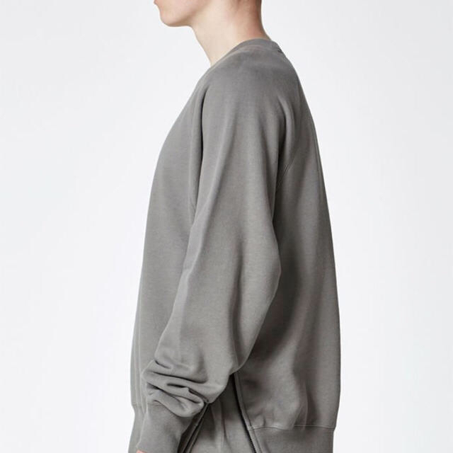 FEAR OF GOD(フィアオブゴッド)のfog essential crew neck sweat shirt レディースのトップス(トレーナー/スウェット)の商品写真