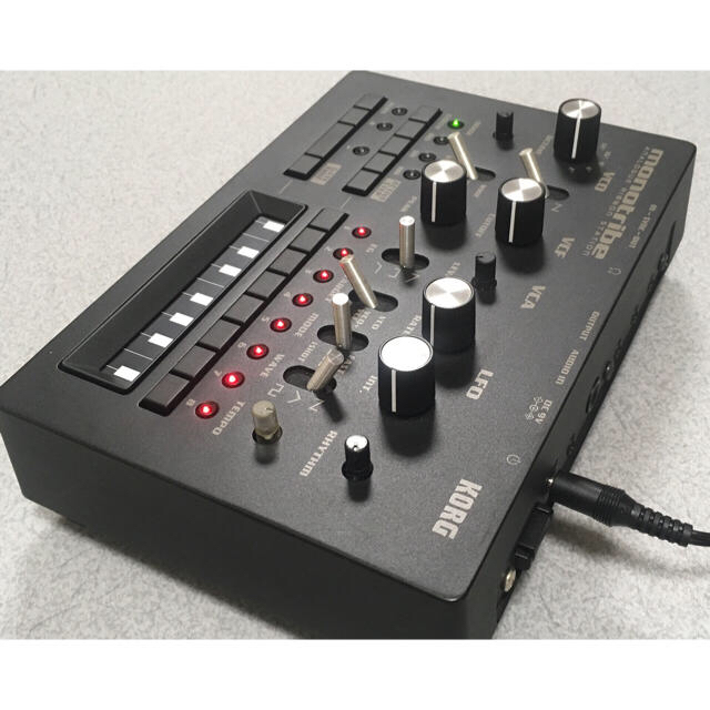 KORG(コルグ)のKORG monotribe シンセサイザー 楽器の鍵盤楽器(キーボード/シンセサイザー)の商品写真