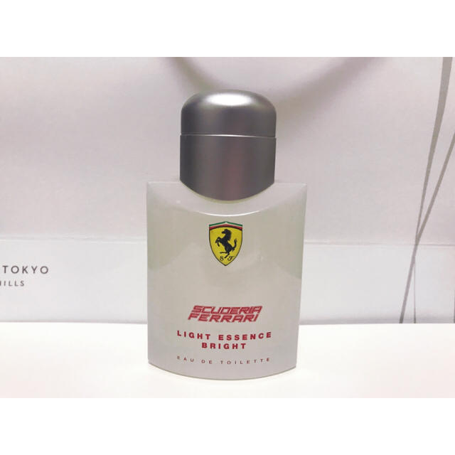 Ferrari(フェラーリ)の【FERRARI】75ml ライト エッセンス ブライト 香水 コスメ/美容の香水(香水(男性用))の商品写真