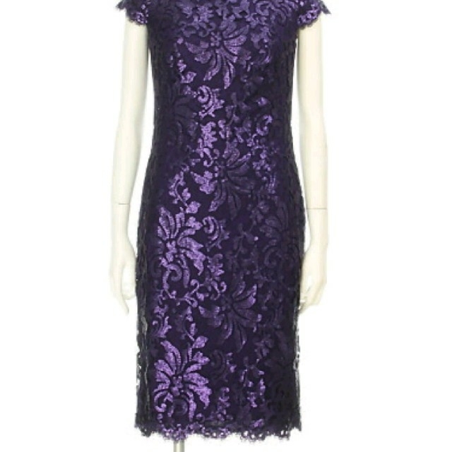TADASHI SHOJI(タダシショウジ)のTADASHI SHOJI 
美品スパンコールドレス紫色 レディースのフォーマル/ドレス(ミディアムドレス)の商品写真