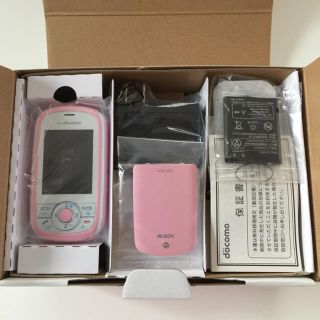 エヌティティドコモ(NTTdocomo)のdocomo ドコモ キッズケータイ ピンク HW-01D(携帯電話本体)