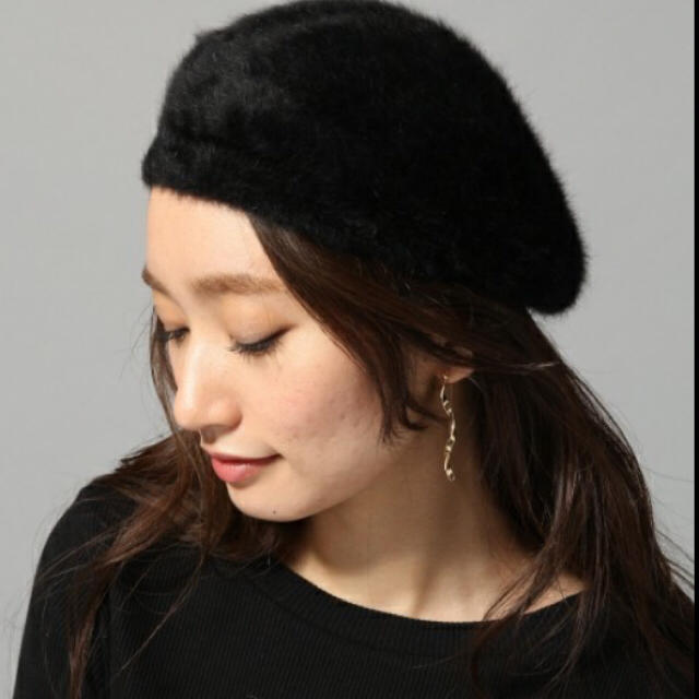 JEANASIS(ジーナシス)のジーナシス☆アンゴラコンニットベレー レディースの帽子(ハンチング/ベレー帽)の商品写真