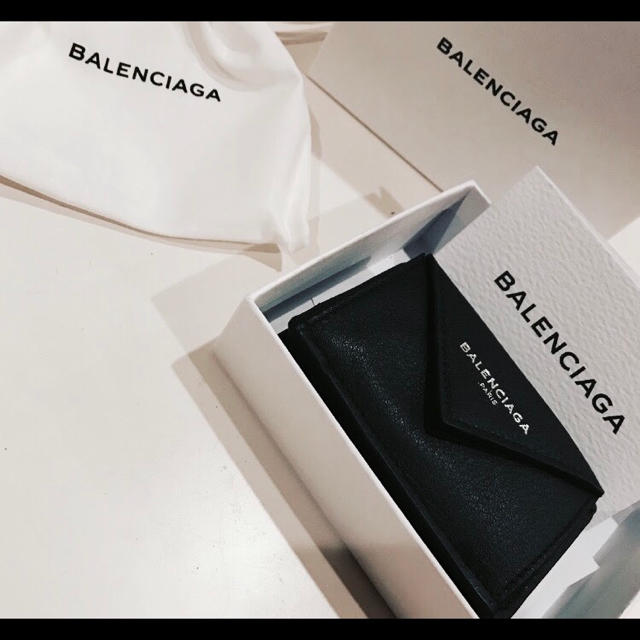 Balenciaga(バレンシアガ)のBalenciaga バレンシアガ ミニペーパーウォレット レディースのファッション小物(財布)の商品写真