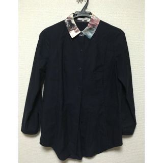 カルヴェン(CARVEN)のCARVEN襟プリントブラウス(シャツ/ブラウス(長袖/七分))