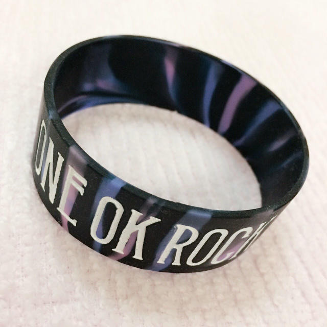 ONE OK ROCK(ワンオクロック)の【美品✨】ワンオク グッズ エンタメ/ホビーのタレントグッズ(ミュージシャン)の商品写真