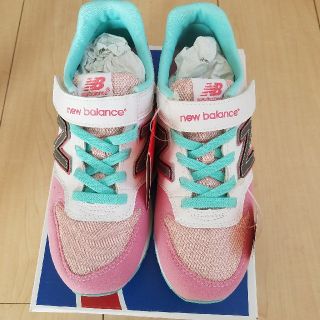 ニューバランス(New Balance)の新品　ニューバランス　スニーカー　キッズ　22.0 (その他)