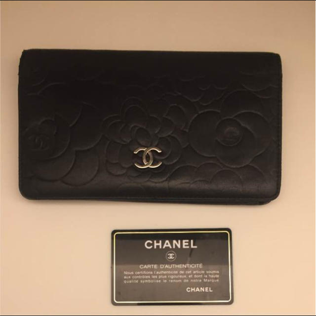 CHANEL(シャネル)のシャネル カメリア長財布 ブラック レディースのファッション小物(財布)の商品写真