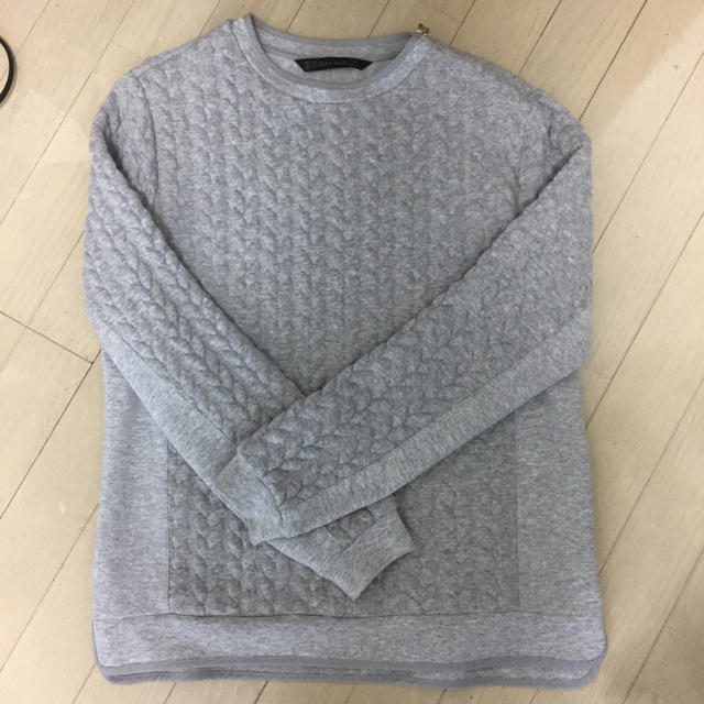 ZARA(ザラ)のZARAのグレースウェット レディースのトップス(トレーナー/スウェット)の商品写真