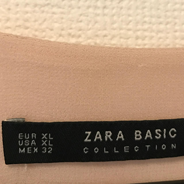 ZARA(ザラ)のzara 美品 レディースのトップス(カットソー(半袖/袖なし))の商品写真