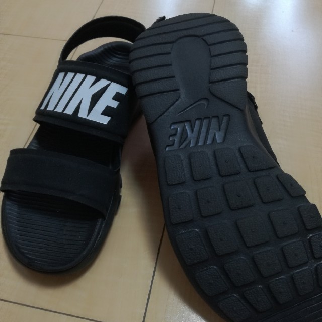 NIKE(ナイキ)のNIKE サンダル　黒 レディースの靴/シューズ(サンダル)の商品写真