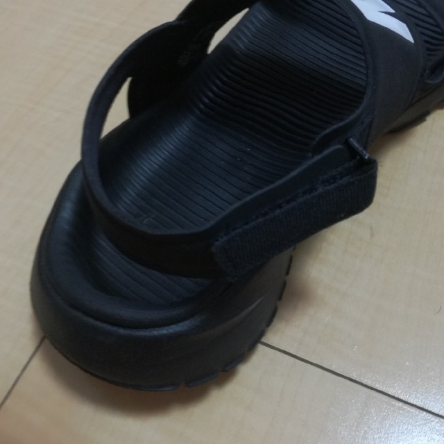 NIKE(ナイキ)のNIKE サンダル　黒 レディースの靴/シューズ(サンダル)の商品写真