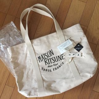 メゾンキツネ(MAISON KITSUNE')の値下げ 大人気 正規品メゾンキツネキャンバスロゴトートバッグ 黒プリント(トートバッグ)