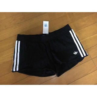 アディダス(adidas)のタグ付き新品❗️adidas originalsショートパンツ(ショートパンツ)