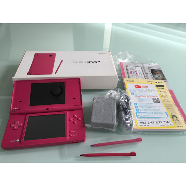 ニンテンドーDS(ニンテンドーDS)の任天堂 DS ピンク エンタメ/ホビーのゲームソフト/ゲーム機本体(携帯用ゲーム機本体)の商品写真