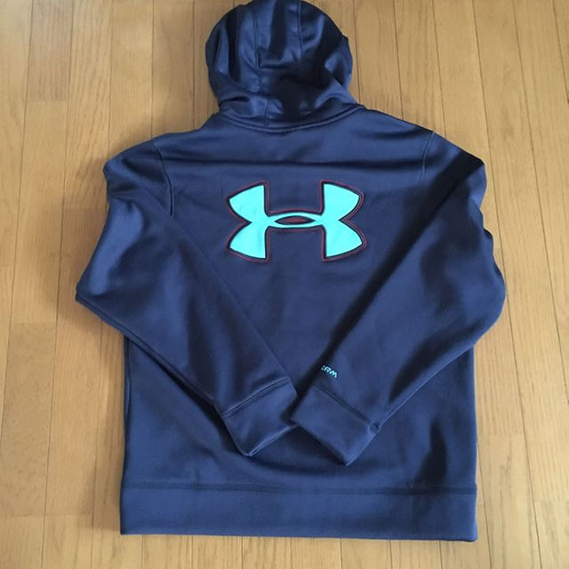 UNDER ARMOUR(アンダーアーマー)のUNDER ARMOUR  アンダーアーマー ブルー パーカー メンズのトップス(パーカー)の商品写真