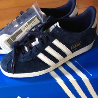 アディダス(adidas)のアディダス オリジナルス GAZELLE OG ネイビー 22.0cm(スニーカー)