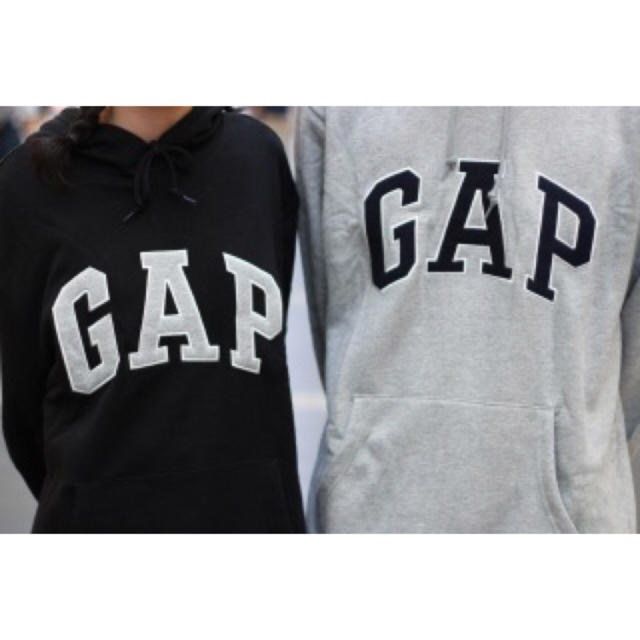 GAP(ギャップ)のgapメンズパーカー メンズのトップス(パーカー)の商品写真