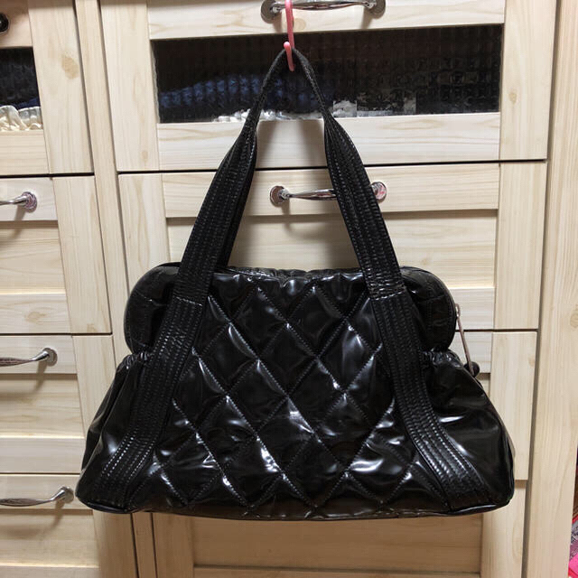 CHANEL(シャネル)の正規品♥シャネル♥デカロゴ♥大容量バッグ レディースのバッグ(トートバッグ)の商品写真