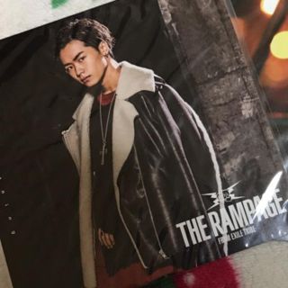 ザランページ(THE RAMPAGE)の川村壱馬 アザージャケット(国内アーティスト)