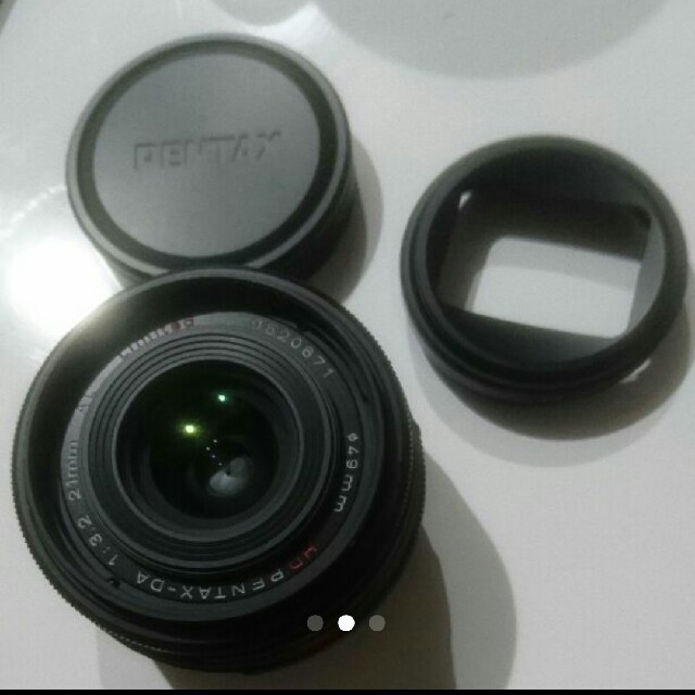 PENTAX(ペンタックス)のpentax 21mm 広角単焦点レンズ ♬*ﾟ スマホ/家電/カメラのカメラ(レンズ(単焦点))の商品写真