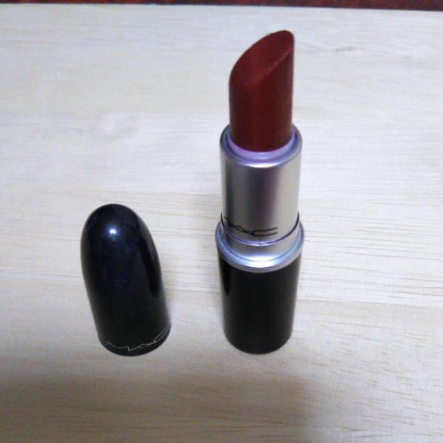 MAC(マック)のMAC ディーバ コスメ/美容のベースメイク/化粧品(口紅)の商品写真