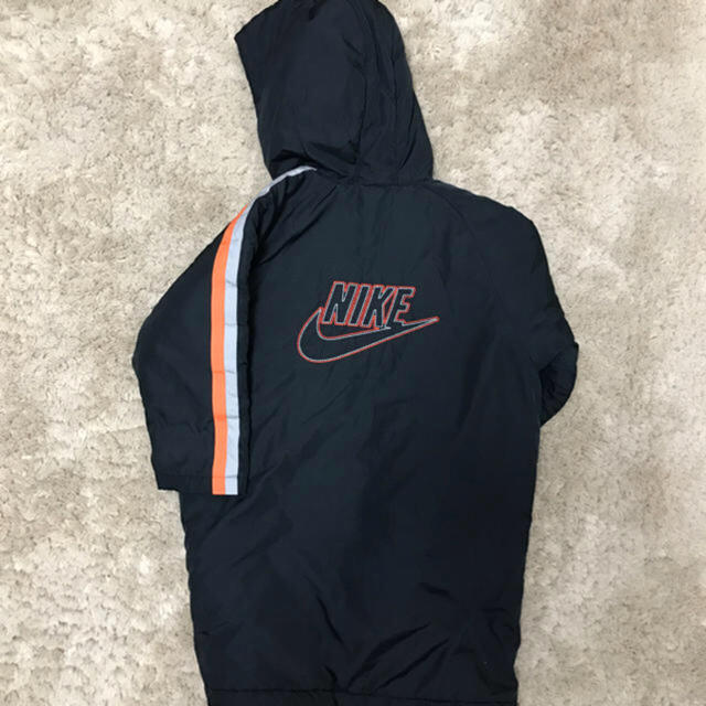 NIKE(ナイキ)の値下げ！【NIKE】キッズロングコート サイズ キッズ/ベビー/マタニティのキッズ服男の子用(90cm~)(コート)の商品写真