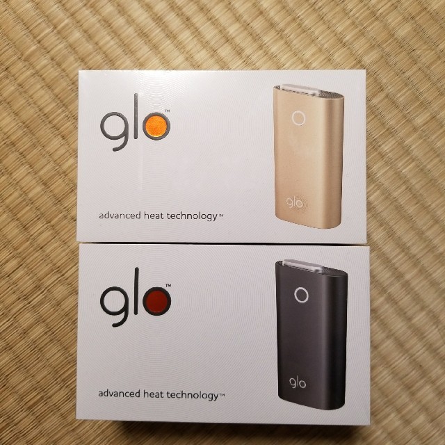 glo(グロー)のglo ブラック　ゴールドセット メンズのファッション小物(タバコグッズ)の商品写真