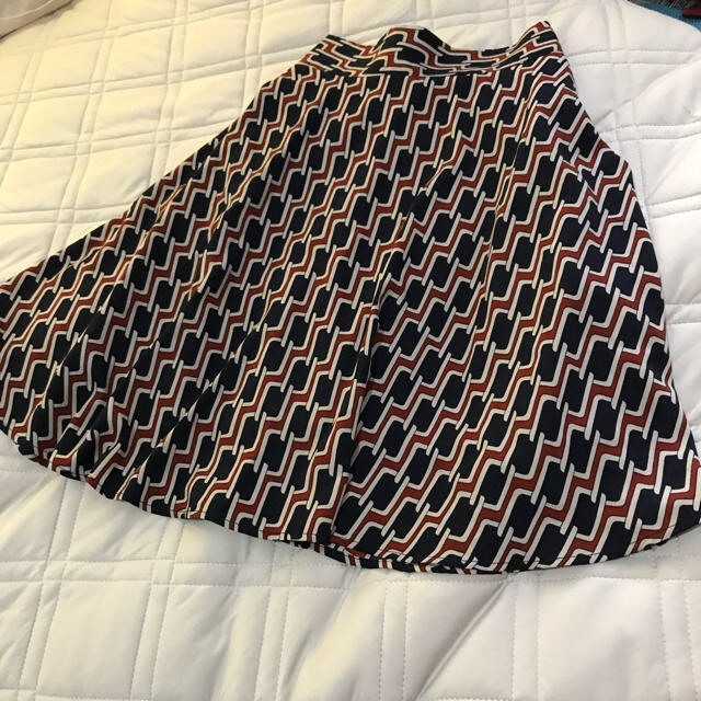 dholic(ディーホリック)のあおりんごさま専用 dholic 幾何学模様スカート レディースのスカート(ひざ丈スカート)の商品写真