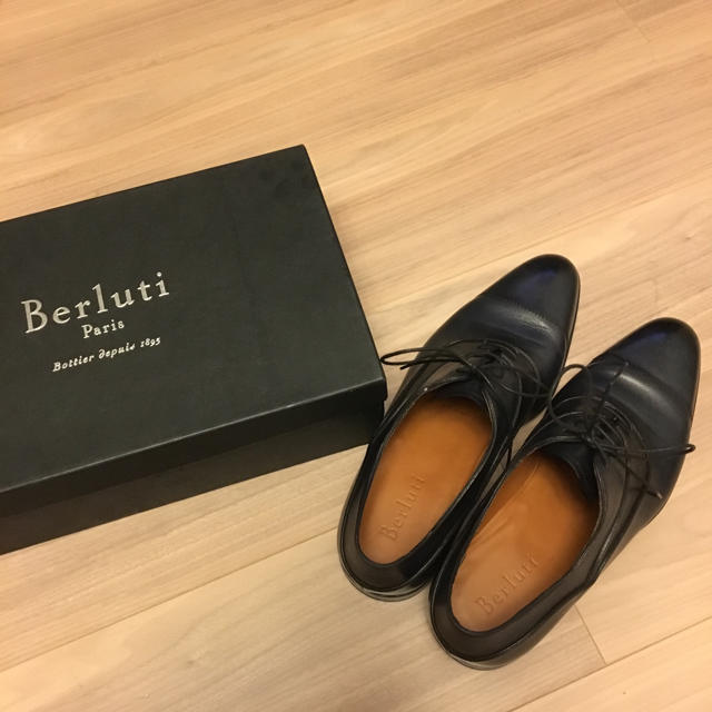 日本未発売】 Berluti - Berluti サイズ7 一回のみ着用 ドレス 日本未発売】 Berluti - Berluti サイズ7 一回のみ着用 ドレス