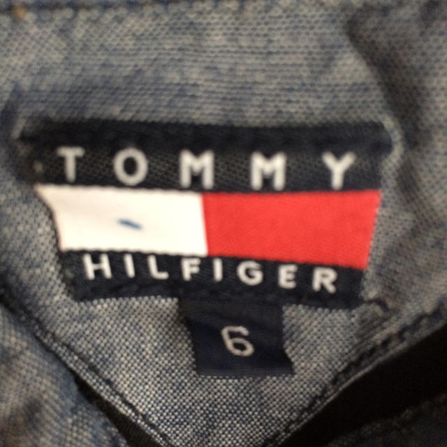 TOMMY HILFIGER(トミーヒルフィガー)のTOMMYHILFIGER ワンピース キッズ/ベビー/マタニティのキッズ服女の子用(90cm~)(ワンピース)の商品写真