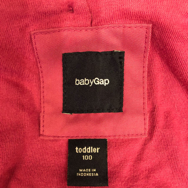 babyGAP(ベビーギャップ)のbabyGAP キルティングコート キッズ/ベビー/マタニティのキッズ服女の子用(90cm~)(ジャケット/上着)の商品写真