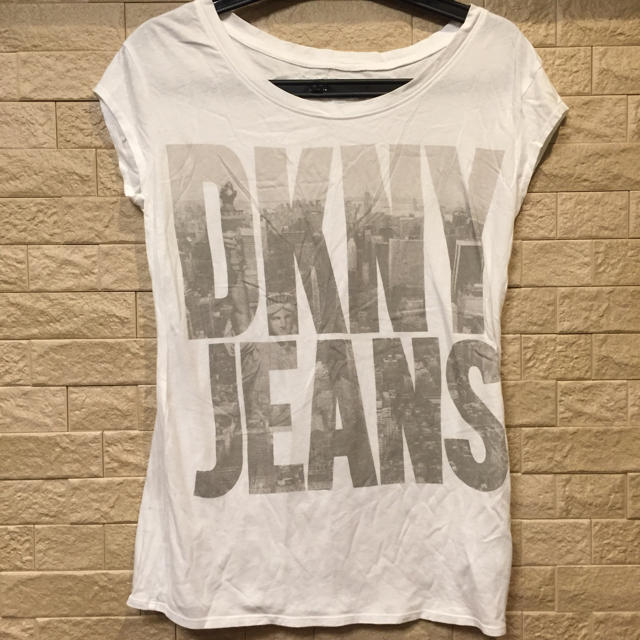 DKNY(ダナキャランニューヨーク)のDKNY JEANS Tシャツ レディースのトップス(Tシャツ(半袖/袖なし))の商品写真