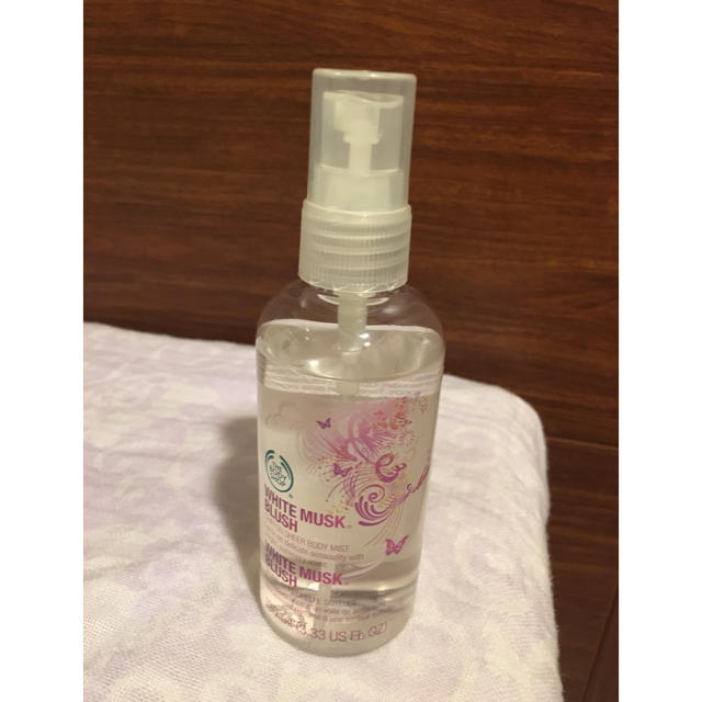 THE BODY SHOP(ザボディショップ)のホワイトムスク☆ボディ用フレグランススプレー100ml コスメ/美容の香水(香水(女性用))の商品写真