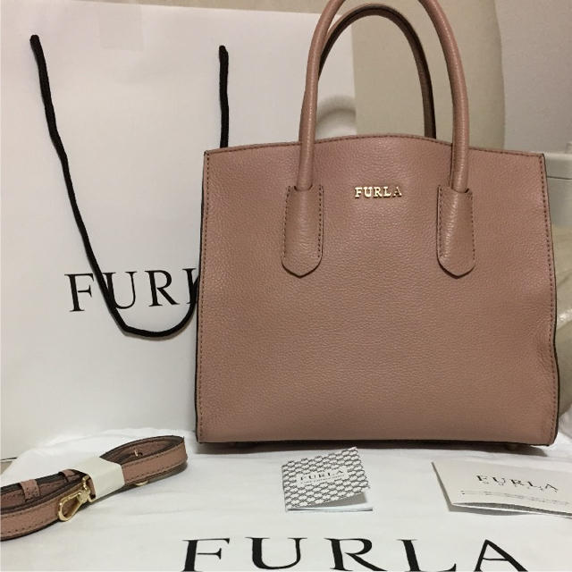 FURLAショルダーバッグ