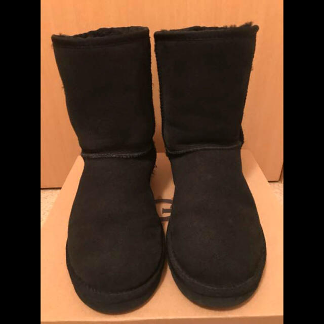 UGG クラシック ショート