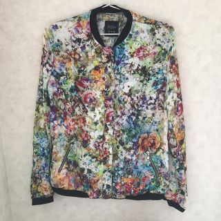 ザラ(ZARA)のZARA 花柄ジャケット Lサイズ(テーラードジャケット)