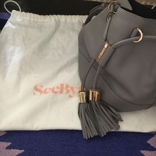 シーバイクロエ(SEE BY CHLOE)のシーバイクロエ ビッキー グレー 美品(ショルダーバッグ)