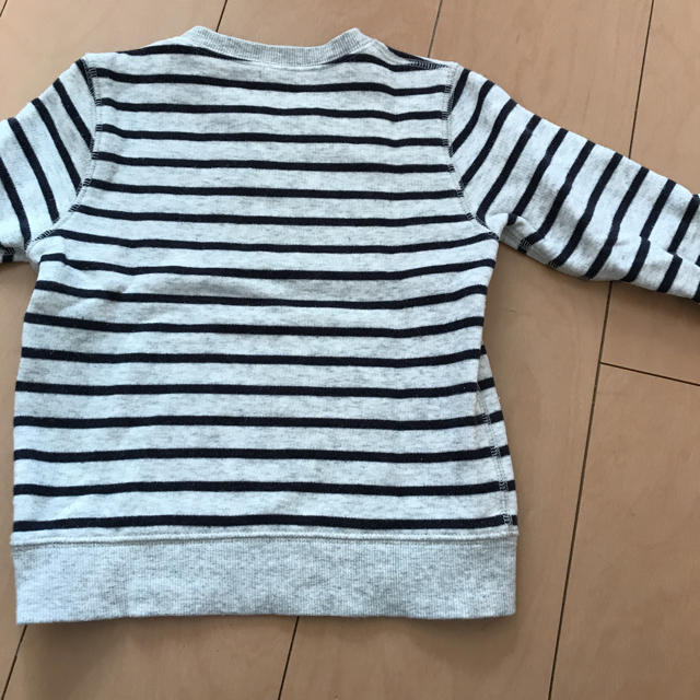 MUJI (無印良品)(ムジルシリョウヒン)のボーダートレーナー90 キッズ/ベビー/マタニティのキッズ服男の子用(90cm~)(Tシャツ/カットソー)の商品写真