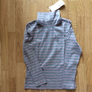 ユニクロ(UNIQLO)の新品！ボーダータートルネックティーシャツ(その他)