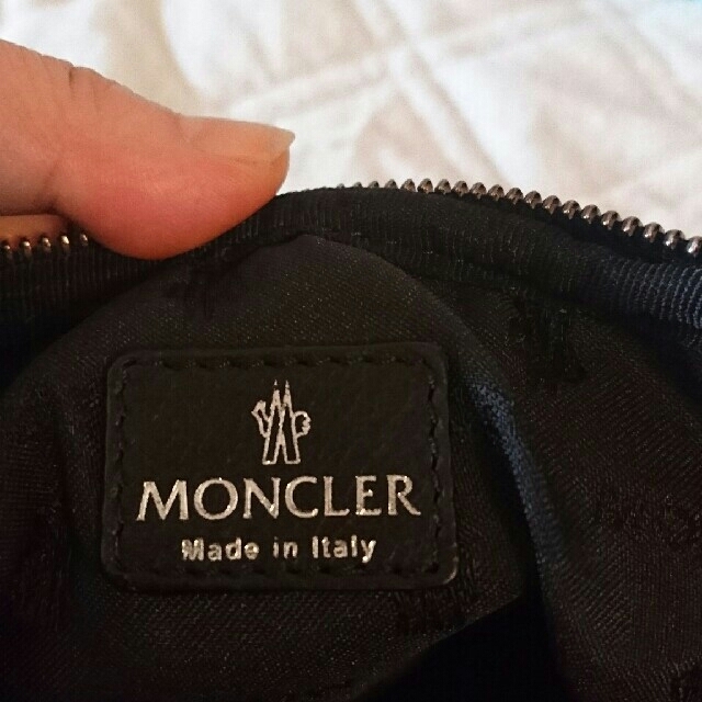 MONCLER(モンクレール)のモンクレールのタブレットケース♥ メンズのファッション小物(その他)の商品写真