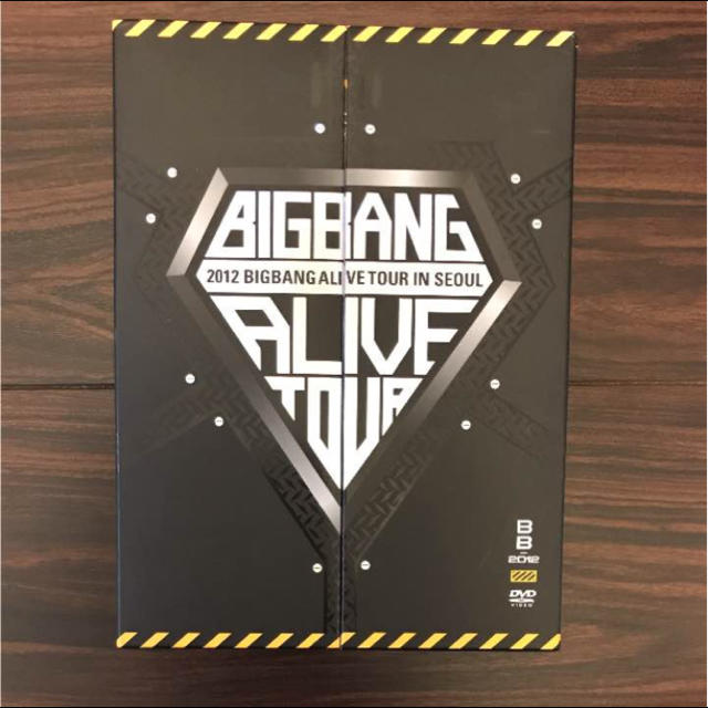 BIGBANG(ビッグバン)のBIGBANG 2012ALIVE TOUR IN SEOUL DVD エンタメ/ホビーのDVD/ブルーレイ(ミュージック)の商品写真