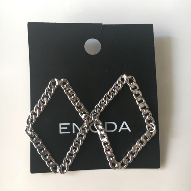 EMODA(エモダ)のEMODA シルバーチェーンピアス レディースのアクセサリー(ピアス)の商品写真