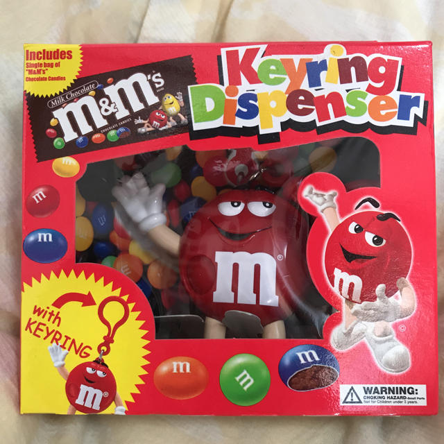 m&m&m's(エムアンドエムアンドエムズ)のm&m  キーリングディスペンサー エンタメ/ホビーのおもちゃ/ぬいぐるみ(キャラクターグッズ)の商品写真