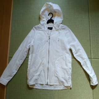 ザラ(ZARA)のZARA  白パーカー(パーカー)