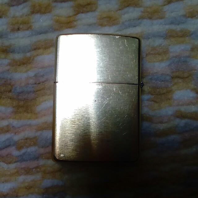 ZIPPO(ジッポー)のZIPPO  オイルライター　ゴールド メンズのファッション小物(タバコグッズ)の商品写真